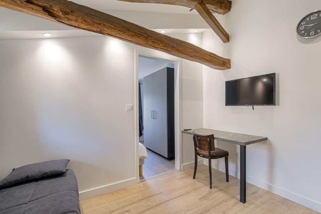 Le Francfort - Les Appartements De L'Olivier Loyettes Exterior foto
